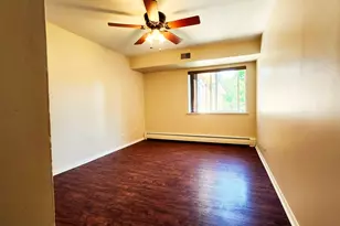 2431 E Brandenberry Ct, Arlington Heights, IL 60004 - Photo 20
