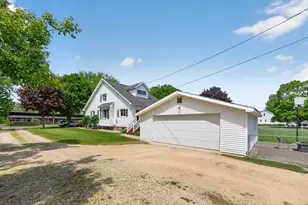 212 S Elm St, Franklin Grove, IL 61031 - Photo 38