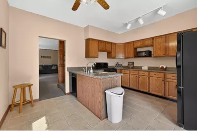 212 S Elm Street, Franklin Grove, IL 61031 - Photo 10