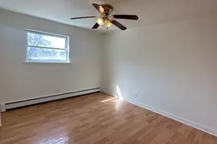 6653 W 63rd St, Chicago, IL 60638 - Photo 8