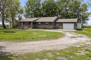 29546 N 750 Ave, Kewanee, IL 61443 - Photo 2