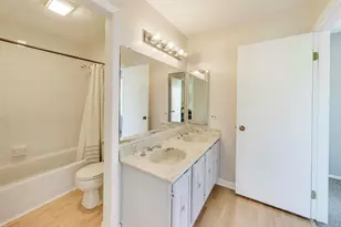 244 Coventry Ct, Bloomingdale, IL 60108 - Photo 24