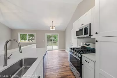 1416 Duquesne Avenue, Naperville, IL 60565 - Photo 8