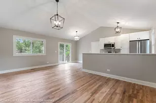 1416 Duquesne Ave, Naperville, IL 60565 - Photo 2