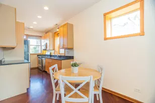 6151 N Glenwood Ave, Chicago, IL 60660 - Photo 6