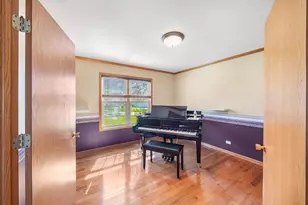 1621 Ash Ave, Woodstock, IL 60098 - Photo 10