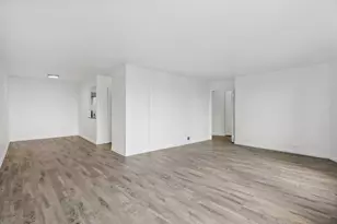 155 N Harbor Dr, Chicago, IL 60601 - Photo 4
