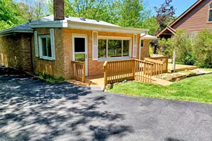 N537 Sunset Ave, West Chicago, IL 60185 - Photo 2