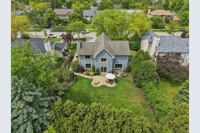 525 Newtown Drive, Buffalo Grove, IL 60089 - Photo 30