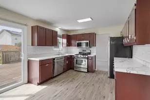 1413 Skylark Ln, Plainfield, IL 60586 - Photo 8