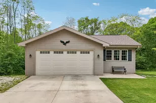 150 Forest Ave, Fox Lake, IL 60020 - Photo 6