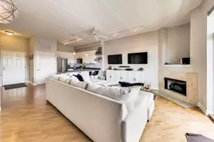 1301 W Washington Blvd, Chicago, IL 60607 - Photo 4