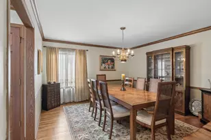 1204 Kristin Dr, Libertyville, IL 60048 - Photo 2