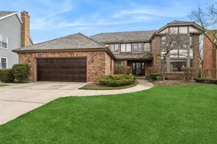 1204 Kristin Dr, Libertyville, IL 60048 - Photo 1