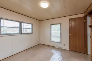 696 Birch Ave, Park City, IL 60085 - Photo 22