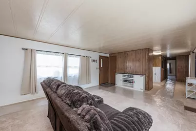 696 Birch Avenue, Park City, IL 60085 - Photo 6