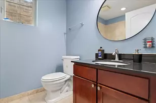 3629 S Giles Ave, Chicago, IL 60653 - Photo 12