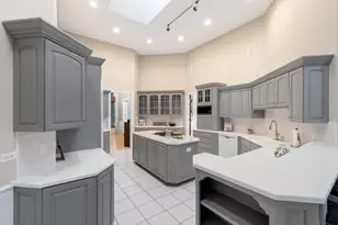 101 Windmill Rd, Orland Park, IL 60467 - Photo 14