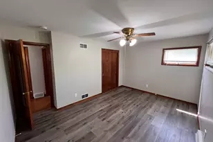 1724 Green Bay Rd, North Chicago, IL 60064 - Photo 16