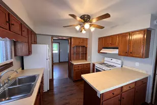 1724 Green Bay Rd, North Chicago, IL 60064 - Photo 8