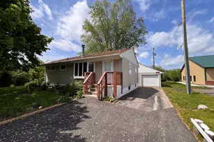 1724 Green Bay Rd, North Chicago, IL 60064 - Photo 22