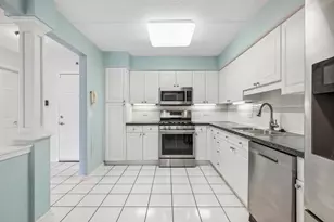 5 S Pine St, Mount Prospect, IL 60056 - Photo 10