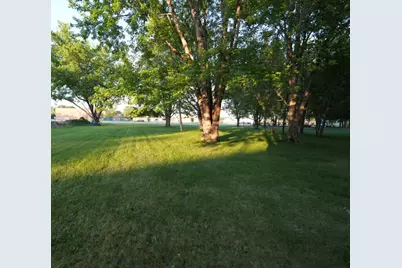 906 S Center Street, Plano, IL 60545 - Photo 4