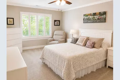 520 Biesterfield Road #E309, Elk Grove Village, IL 60007 - Photo 10