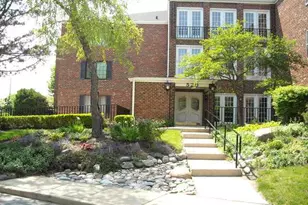 520 Biesterfield Rd, Elk Grove Village, IL 60007 - Photo 1