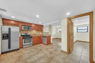 1005 N Campbell Ave, Chicago, IL 60622 - Photo 4