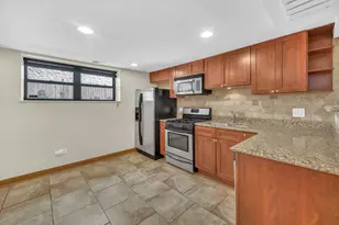 1005 N Campbell Ave, Chicago, IL 60622 - Photo 10