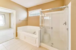 2660 Chesire Ct, West Dundee, IL 60118 - Photo 12