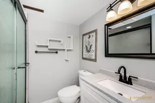 11402 Halma Ln, Woodstock, IL 60098 - Photo 8