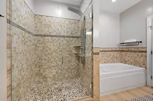 3806 N Damen Ave, Chicago, IL 60618 - Photo 32