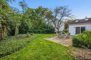 250 Chasse Cir, Saint Charles, IL 60174 - Photo 38