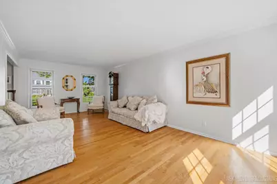 250 Chasse Circle, Saint Charles, IL 60174 - Photo 6