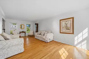 250 Chasse Cir, Saint Charles, IL 60174 - Photo 6