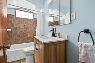 18010 Burnham Ave, Lansing, IL 60438 - Photo 14