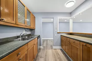 5101 Carriage Way Dr, Rolling Meadows, IL 60008 - Photo 10