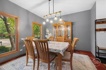 808 S Van Buren Street, Batavia, IL 60510 - Photo 8