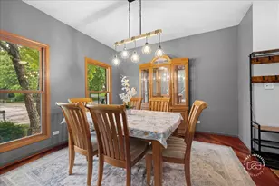 808 S Van Buren St, Batavia, IL 60510 - Photo 8