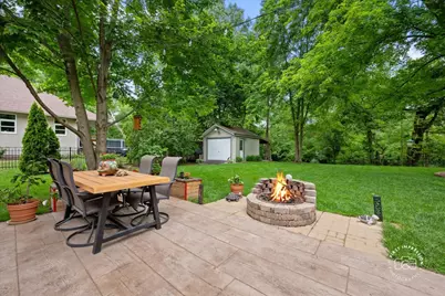 808 S Van Buren Street, Batavia, IL 60510 - Photo 28