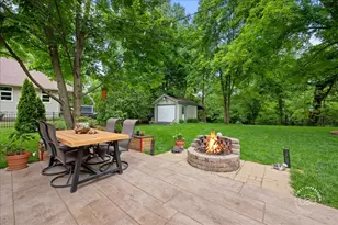 808 S Van Buren St, Batavia, IL 60510 - Photo 28