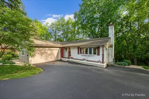 732 Hillside Ct, Algonquin, IL 60102 - Photo 1