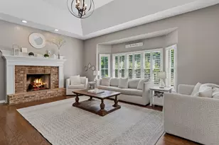 2236 Stowe Cir, Naperville, IL 60564 - Photo 6