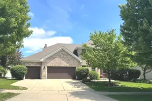 2236 Stowe Cir, Naperville, IL 60564 - Photo 2