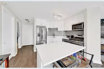 545 N Dearborn Street #2510, Chicago, IL 60654 - Photo 4