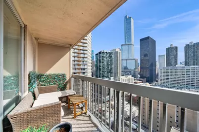 545 N Dearborn Street #2510, Chicago, IL 60654 - Photo 14