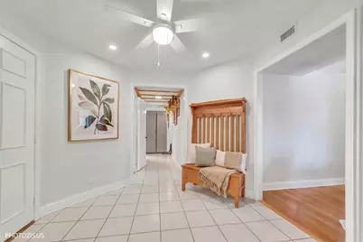 1621 Mission Hills Road #108, Northbrook, IL 60062 - Photo 2