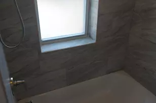 209 S Albany Ave, Chicago, IL 60612 - Photo 6